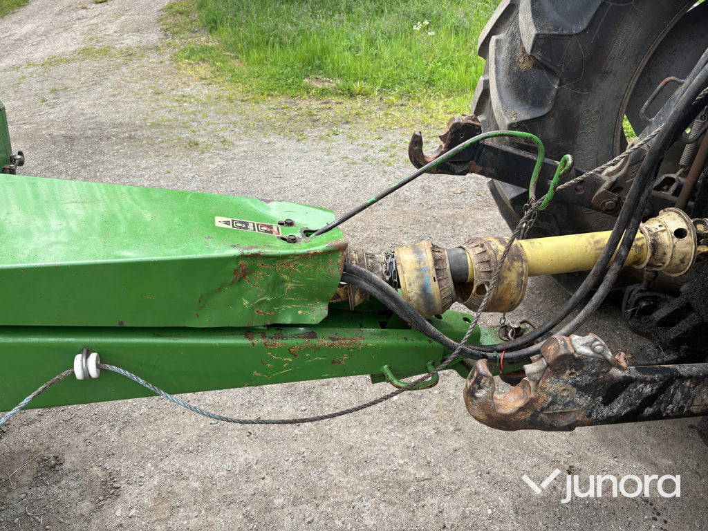 JOHN DEERE 545 Balpress