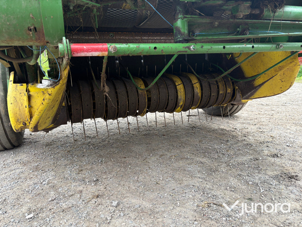 JOHN DEERE 545 Balpress
