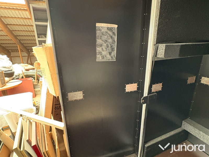 Koffert 880x800