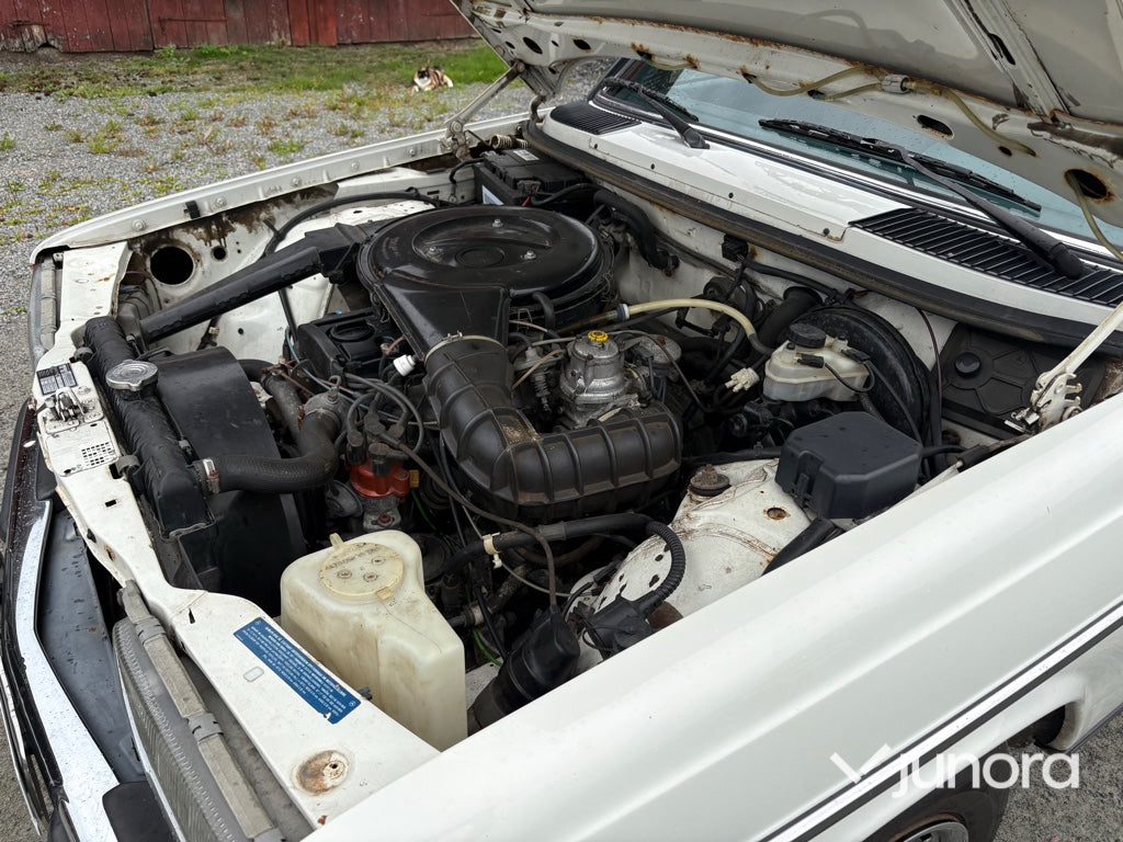 Veteranbil Mercedes-Benz 123/200