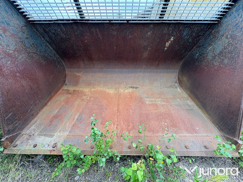 Skopa - Volvo BM