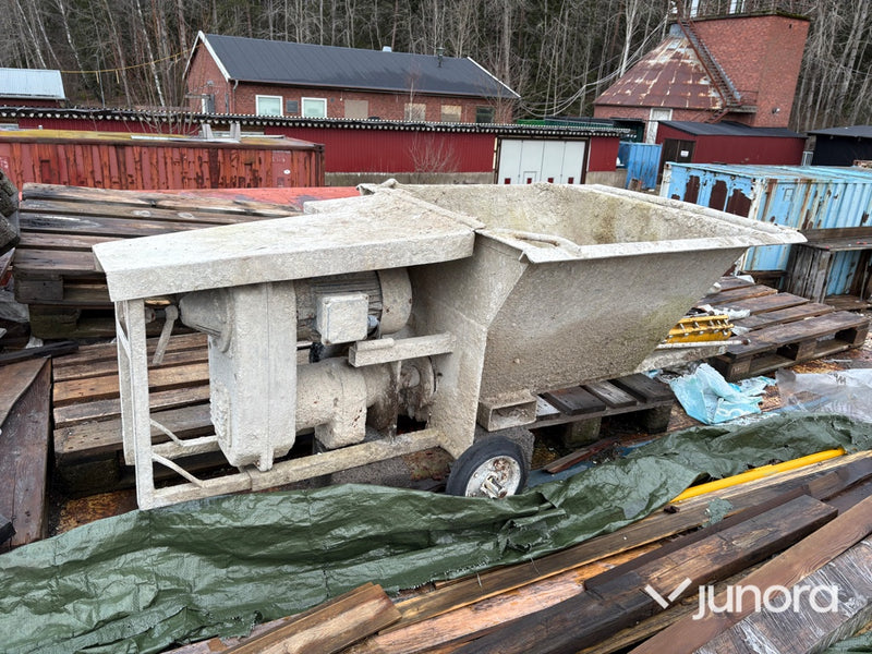 Färg- och putsspruta – Putzmeister, med kompressor och slangar