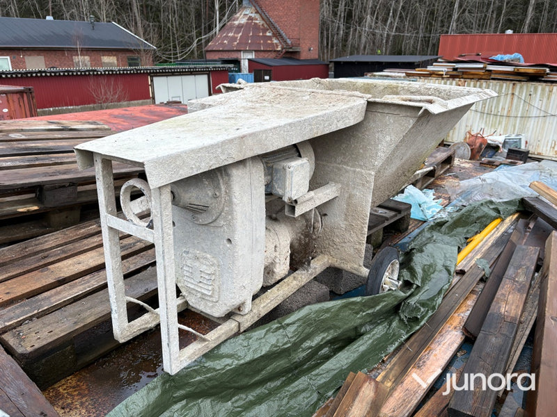 Färg- och putsspruta – Putzmeister, med kompressor och slangar