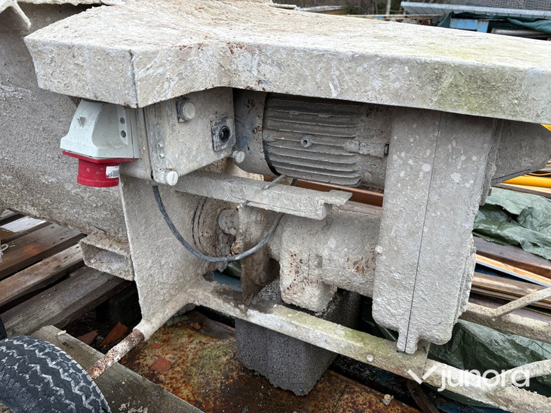 Färg- och putsspruta – Putzmeister, med kompressor och slangar