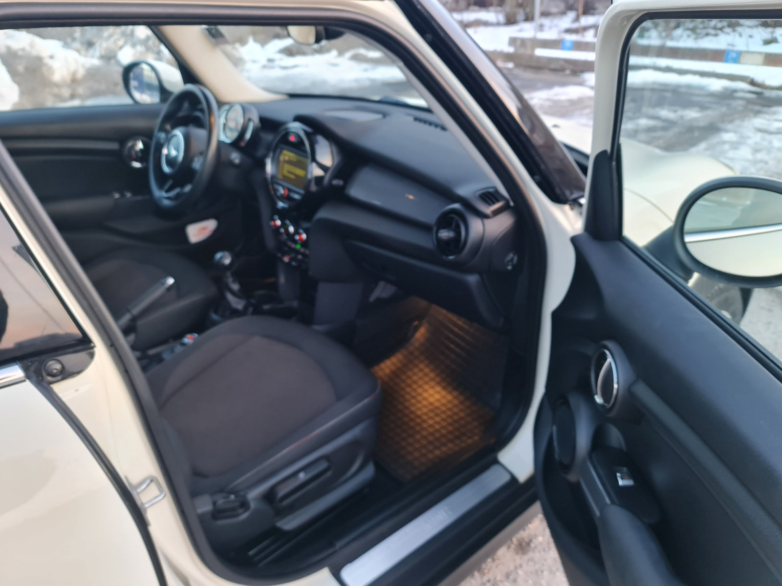 MINI Cooper  5-dörrars Salt II Euro 6