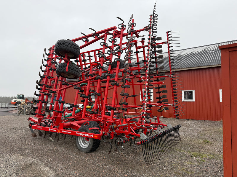 Harv Kverneland Master PRO 900