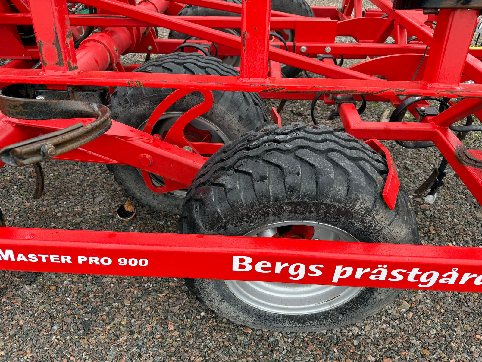 Harv Kverneland Master PRO 900