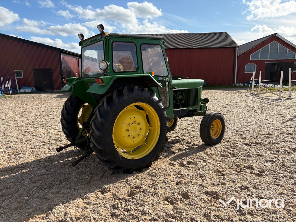 Traktor - John Deere 2020