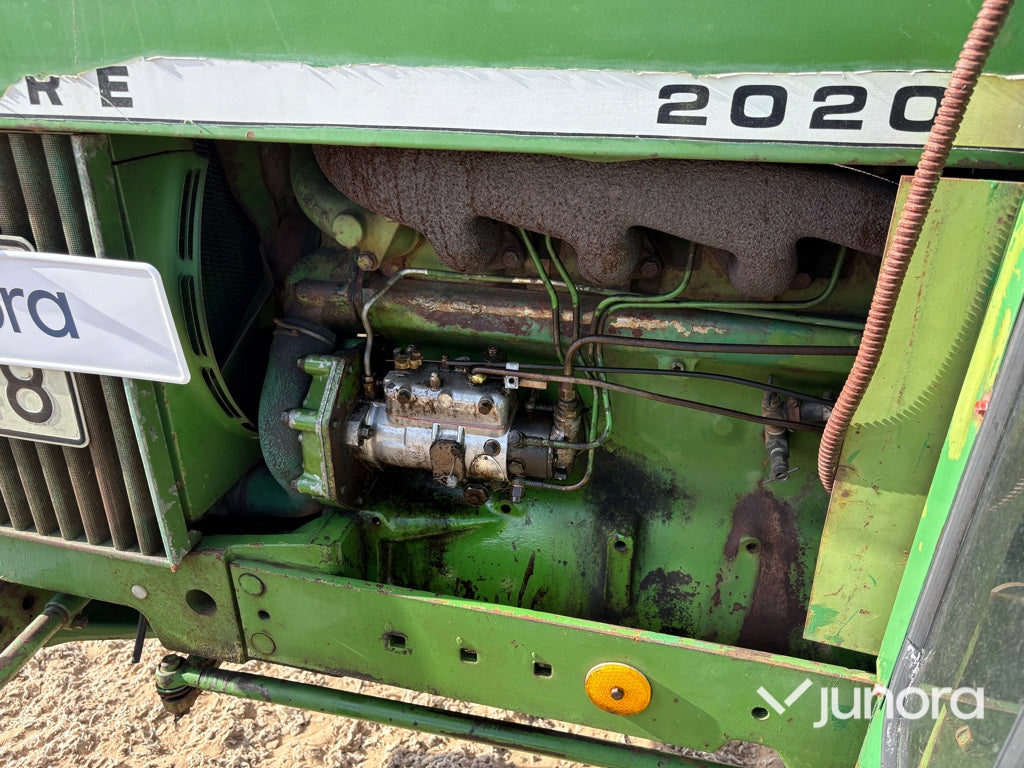 Traktor - John Deere 2020