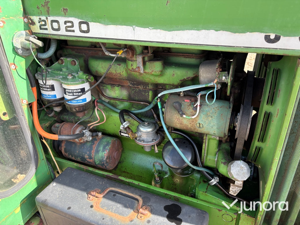 Traktor - John Deere 2020
