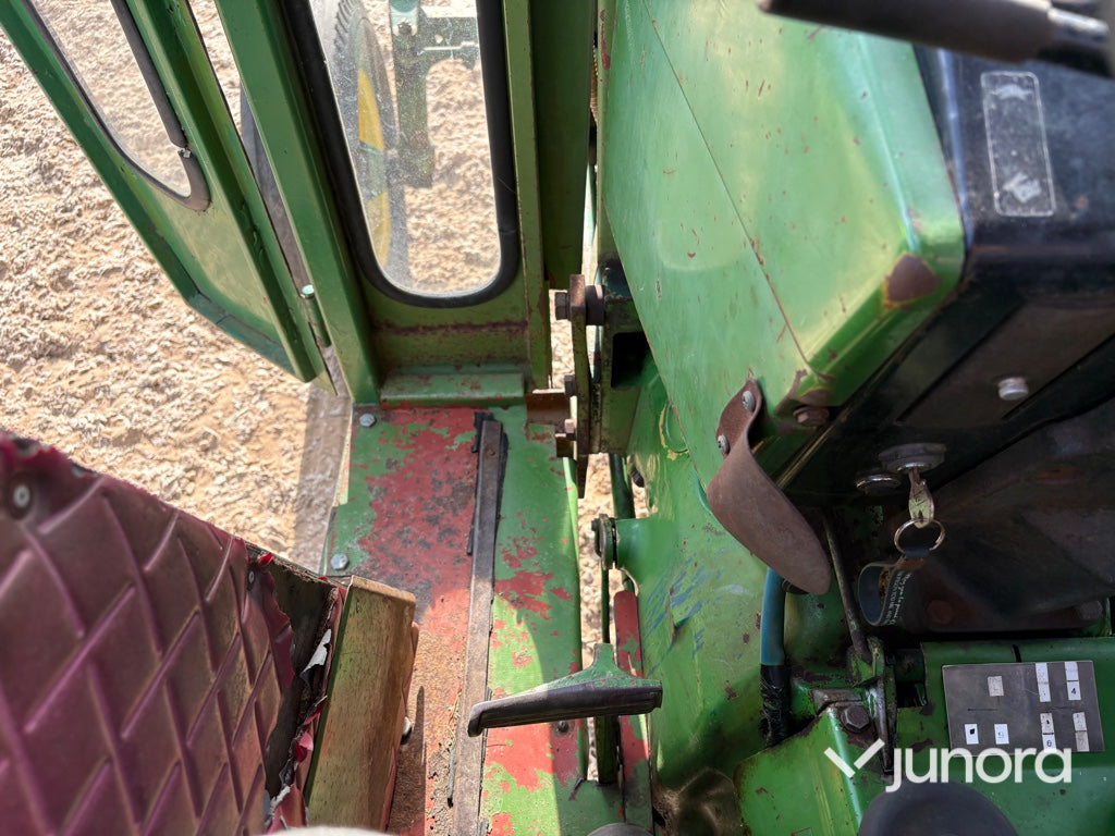 Traktor - John Deere 2020