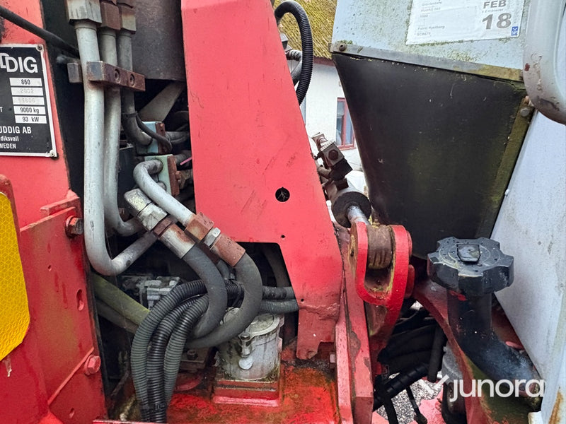 Grävlastare - Huddig, 860