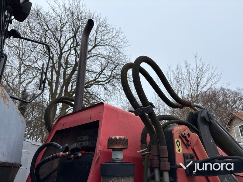 Grävlastare - Huddig, 860