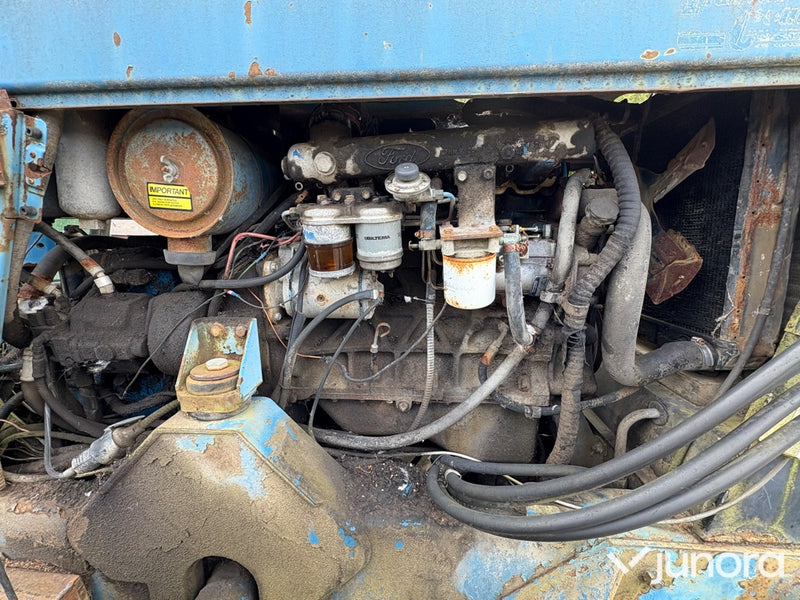Ford Versatile 276