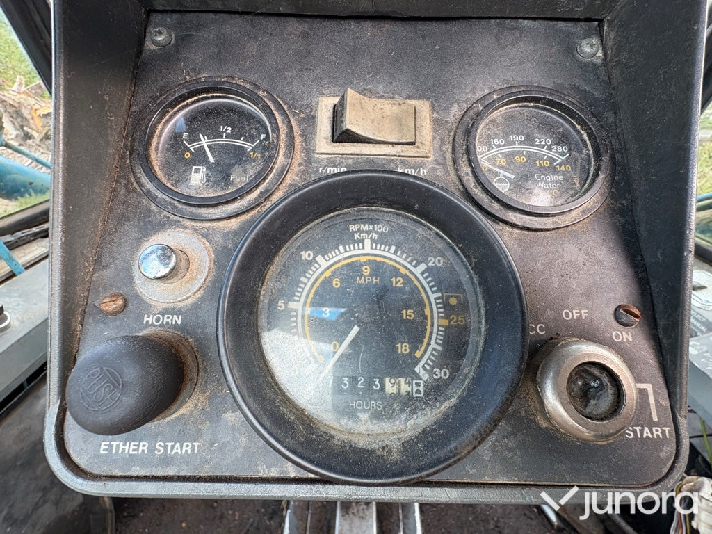 Ford Versatile 276