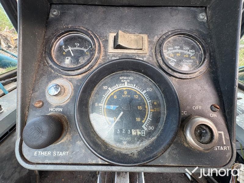 Ford Versatile 276