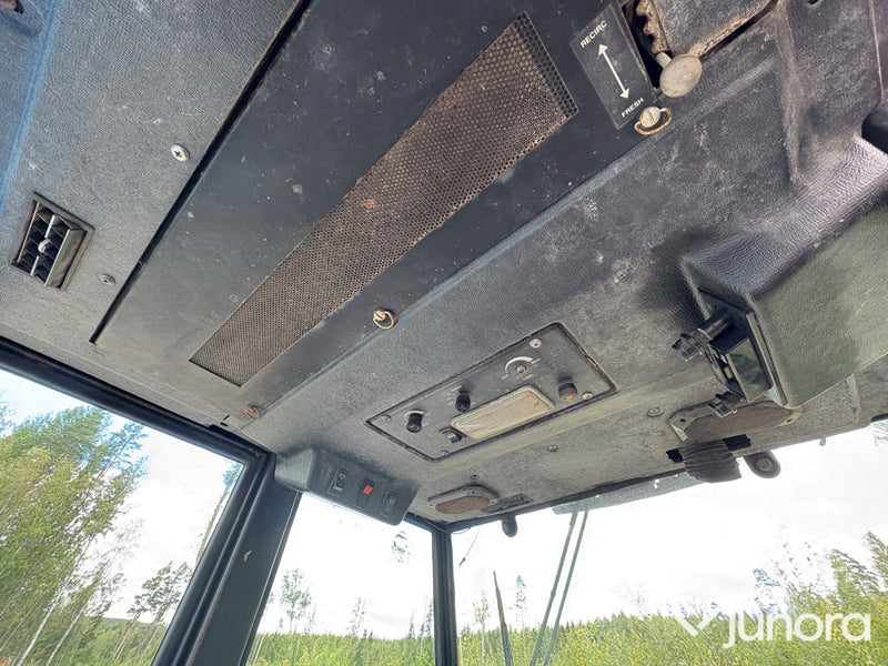Ford Versatile 276