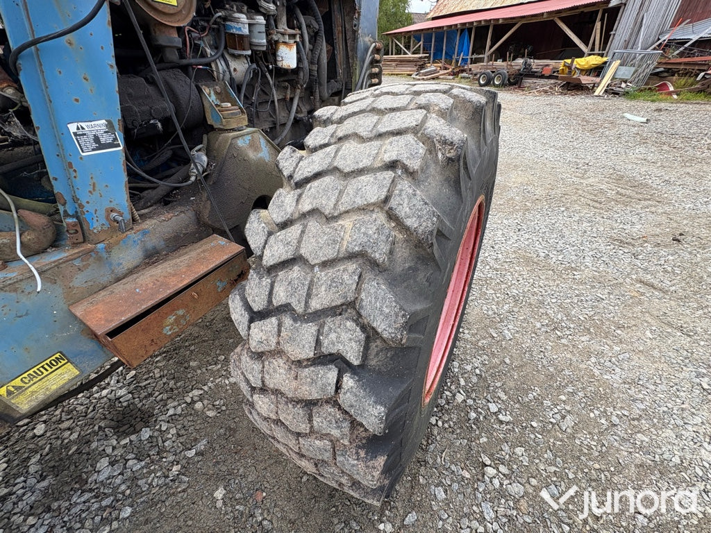 Ford Versatile 276