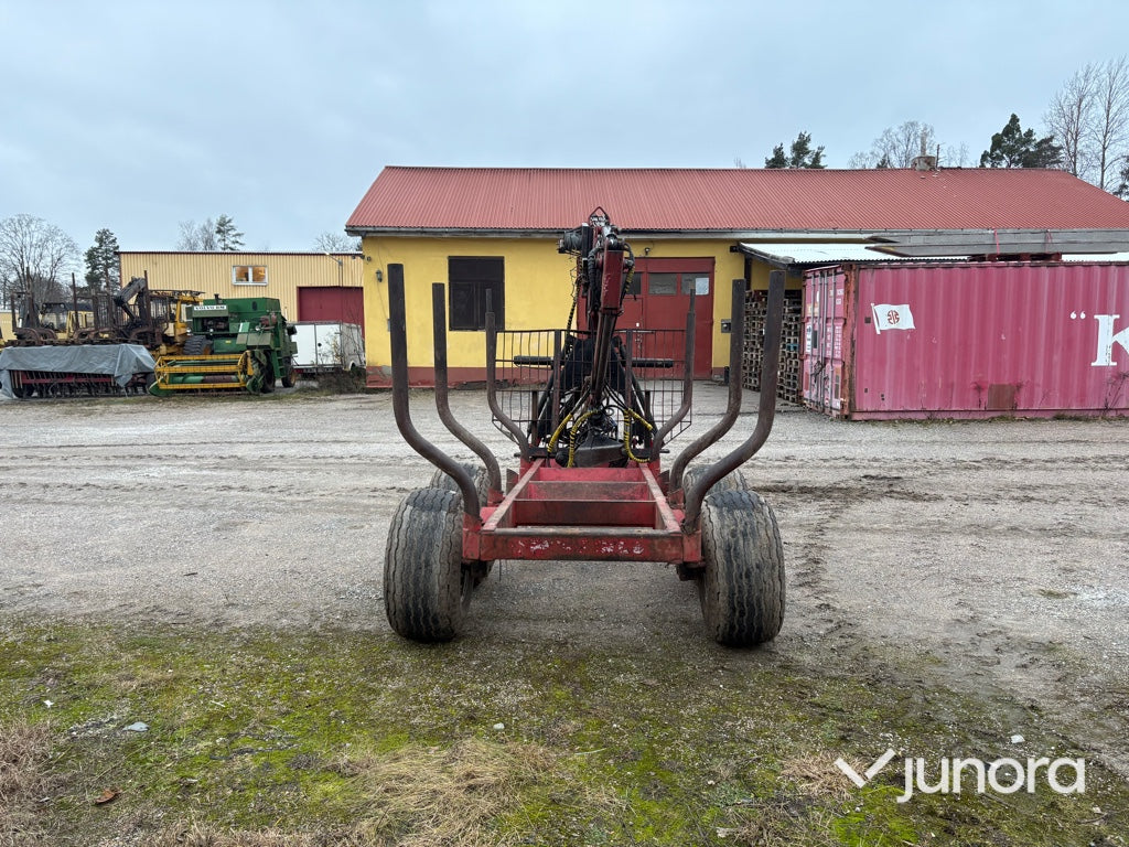 Skogsvagn - Patruuna Pelonpaja 3200