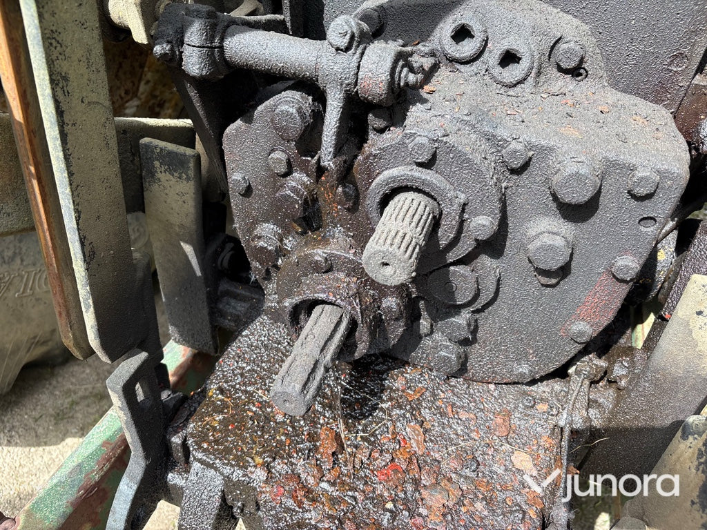 Traktor - Volvo BM, Valmet 2105