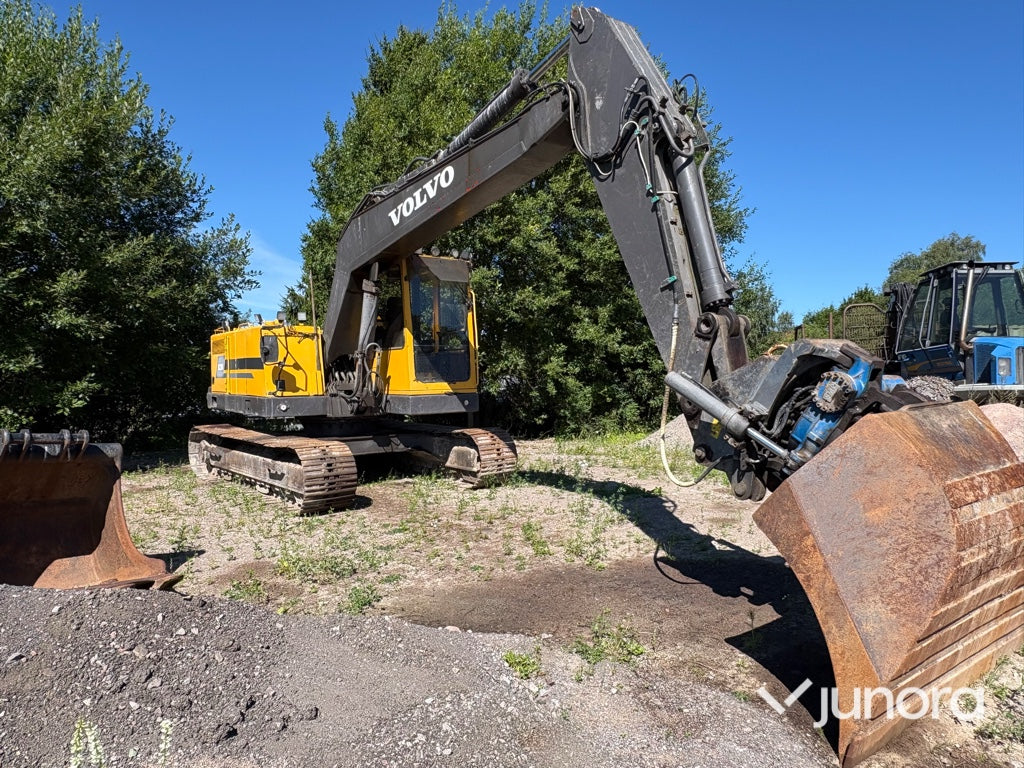 Grävmaskin - Volvo EC200