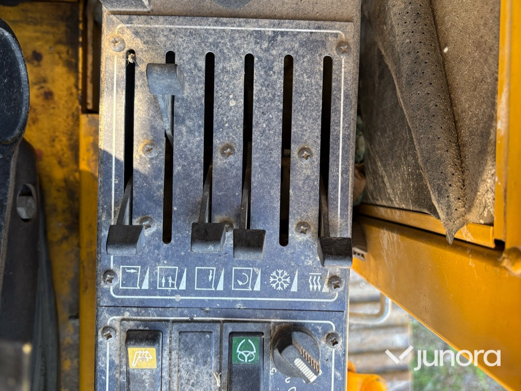 Grävmaskin - Volvo EC200