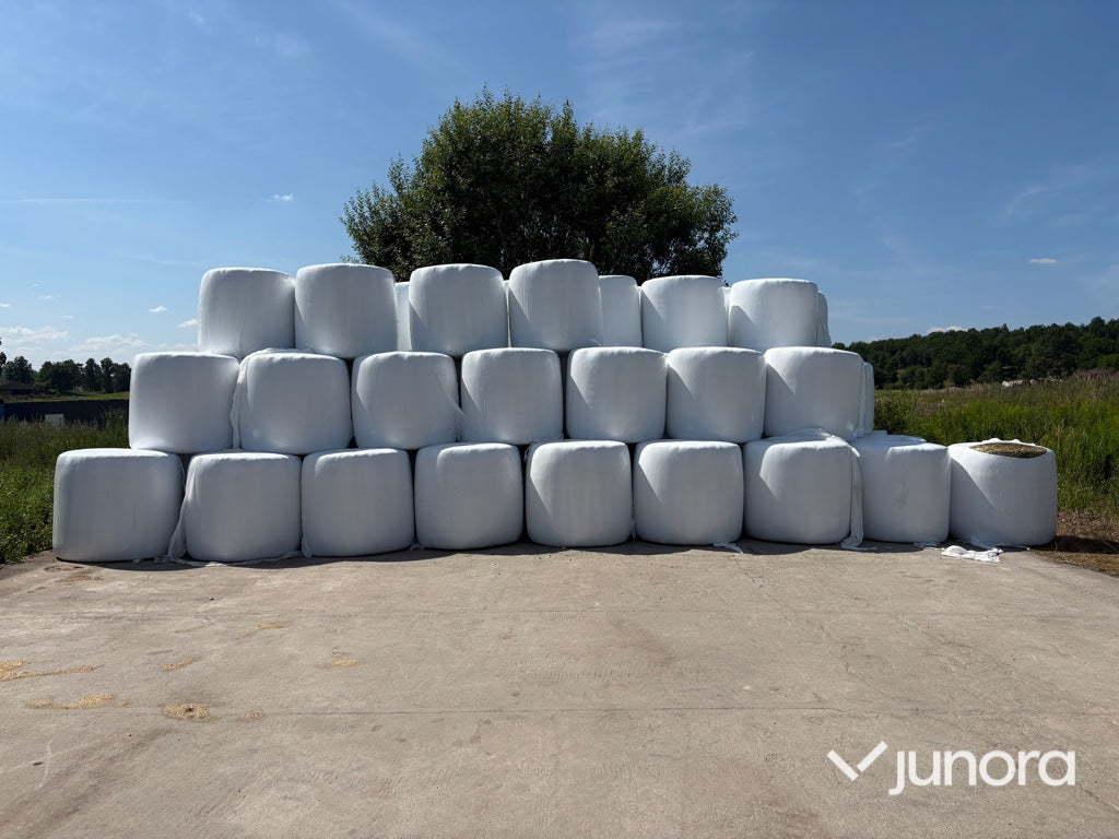 125 st ensilagebalar – 8 lager plast – Nyskördade