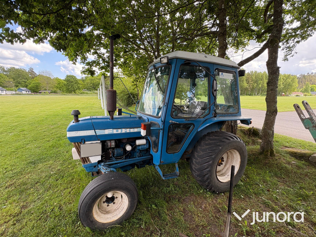Traktor Ford 3610