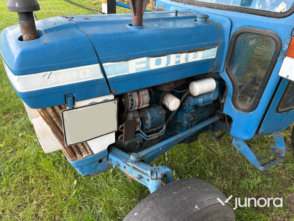 Traktor Ford 3610