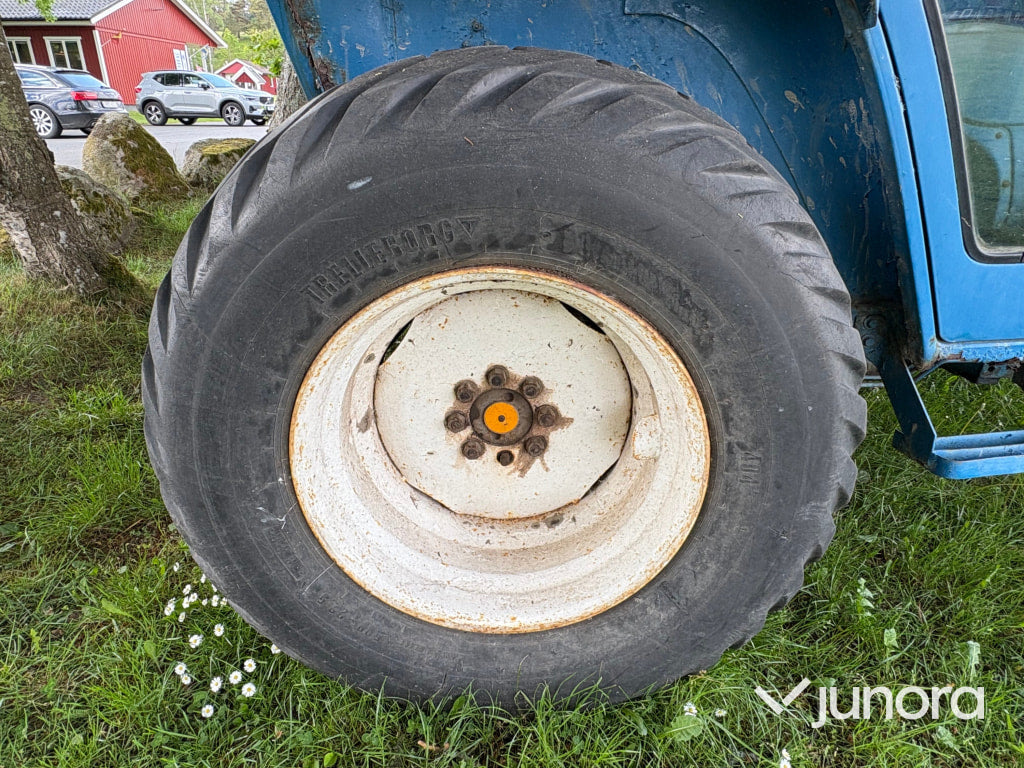 Traktor Ford 3610