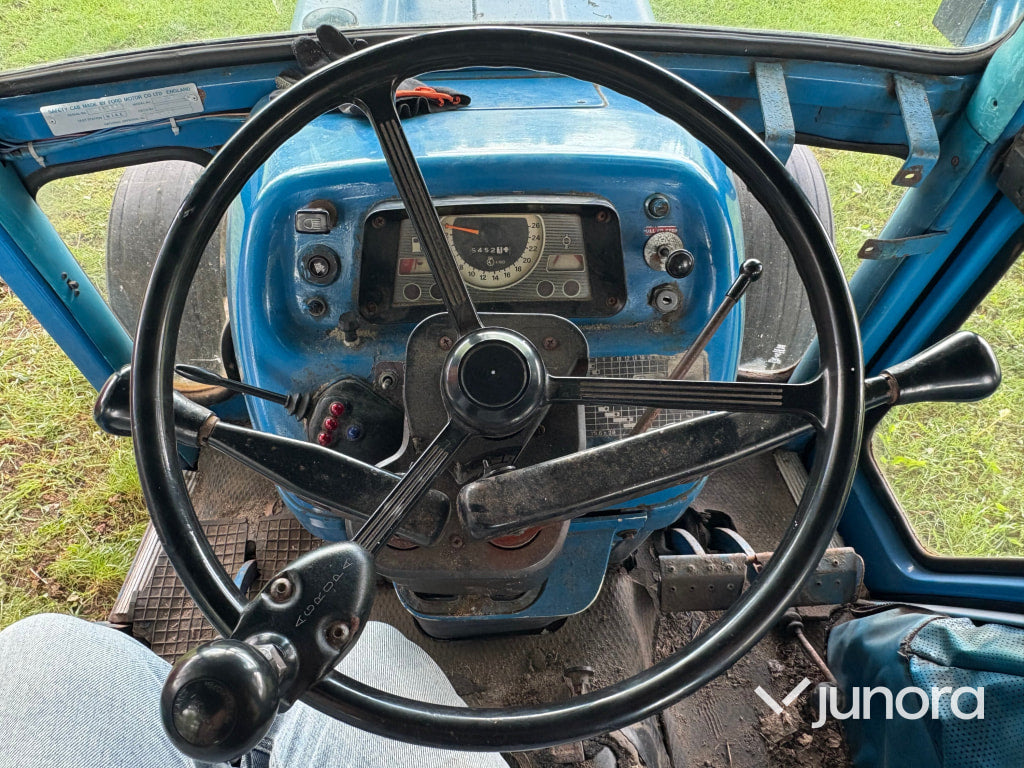 Traktor Ford 3610