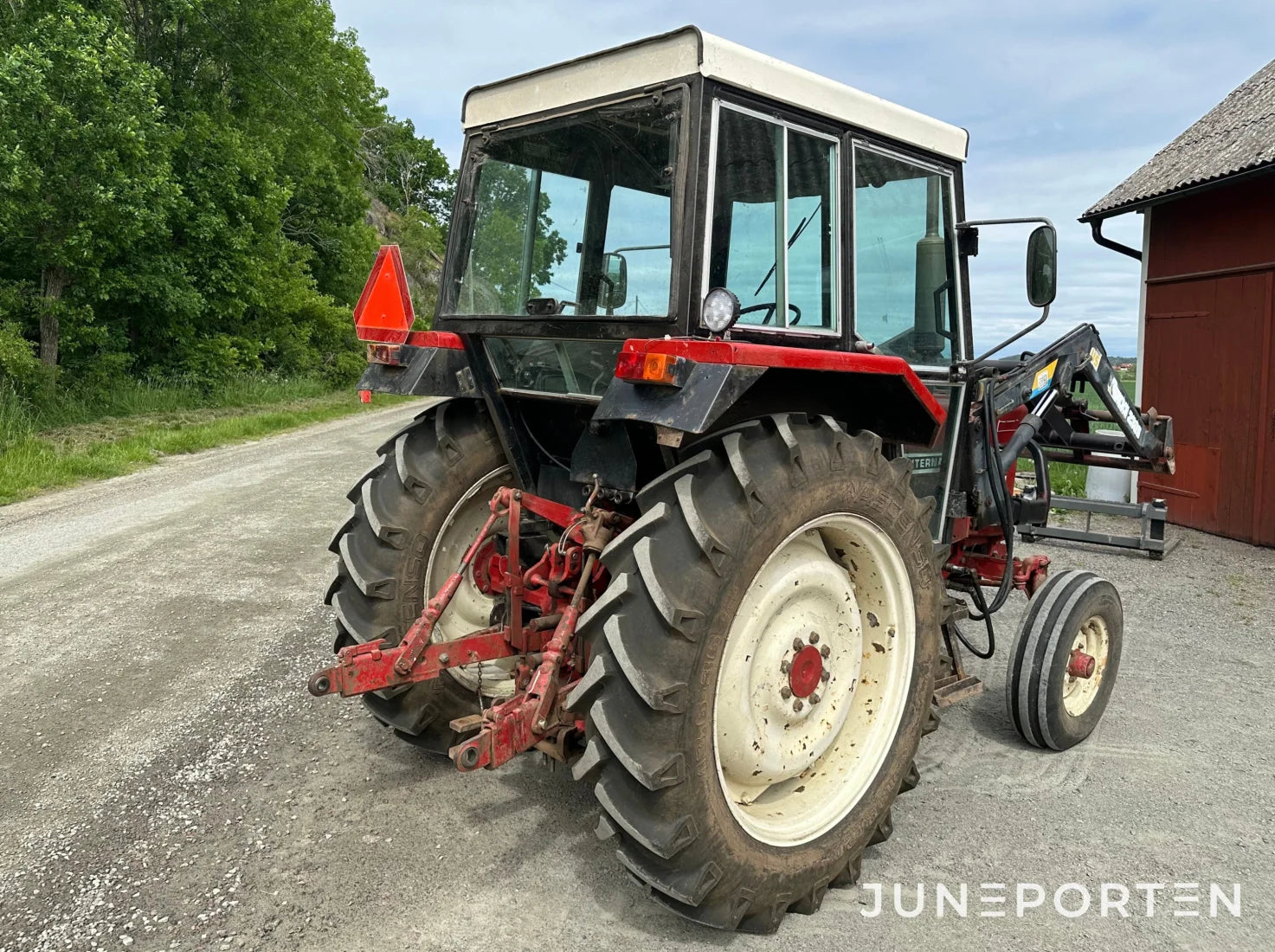 International 484