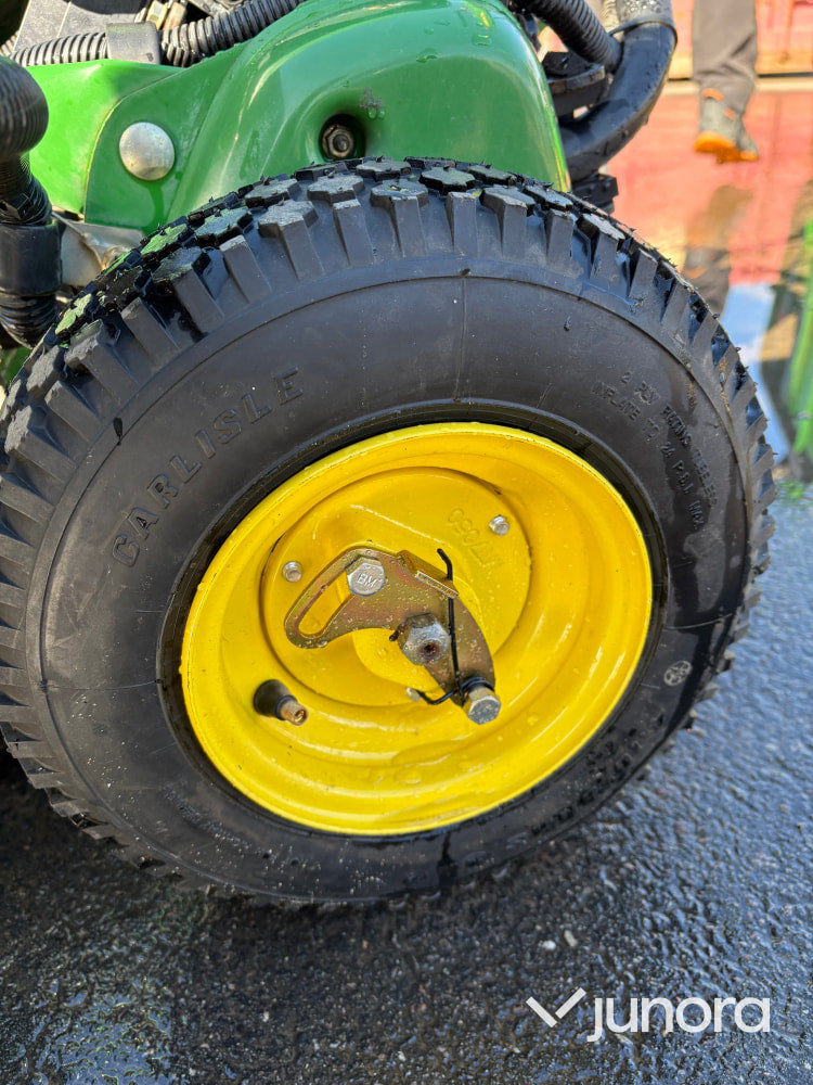 John Deere 220E-Cut Hybrid