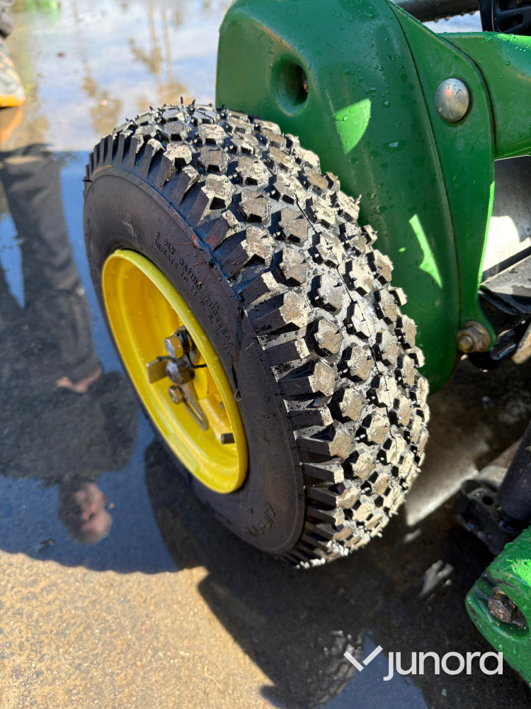 John Deere 220E-Cut Hybrid