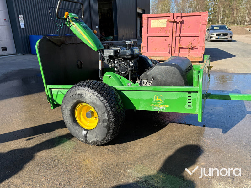 John Deere 220E-Cut Hybrid