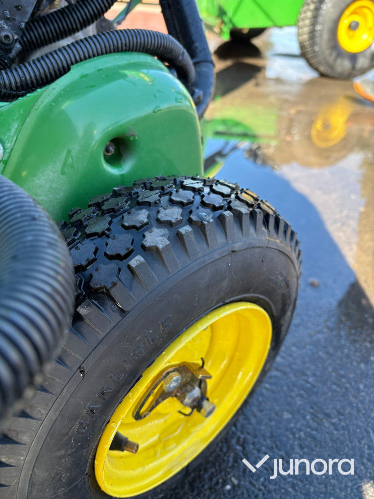 John Deere 220E-Cut Hybrid