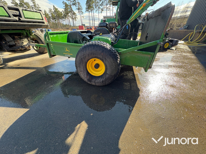 John Deere 220E-Cut Hybrid