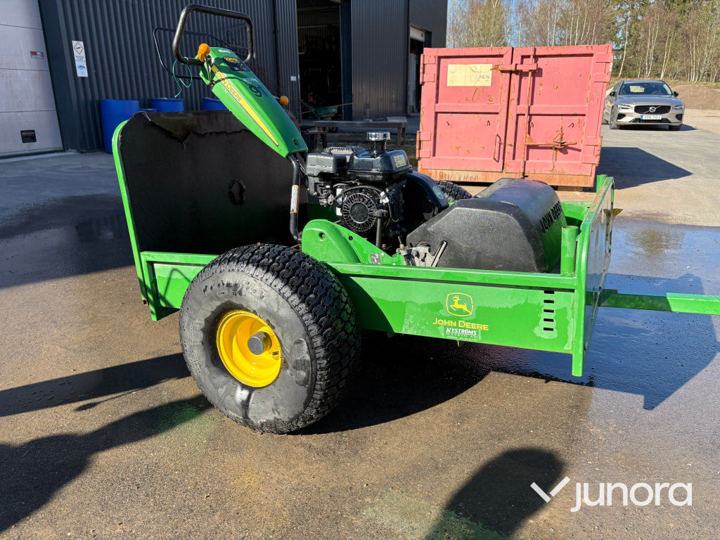 John Deere 220SL PrecisionCut