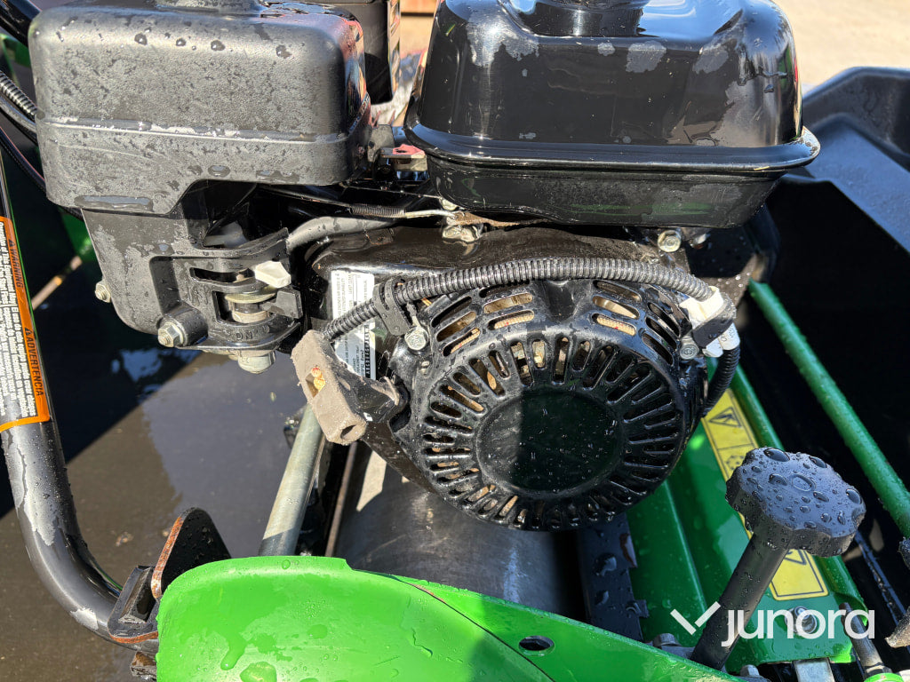 John Deere 220SL PrecisionCut