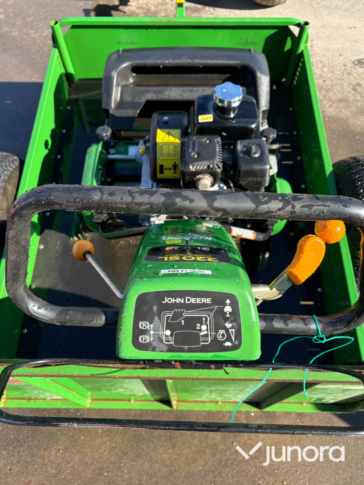 John Deere 220SL PrecisionCut