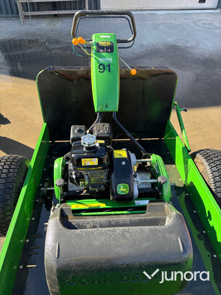 John Deere 220SL PrecisionCut