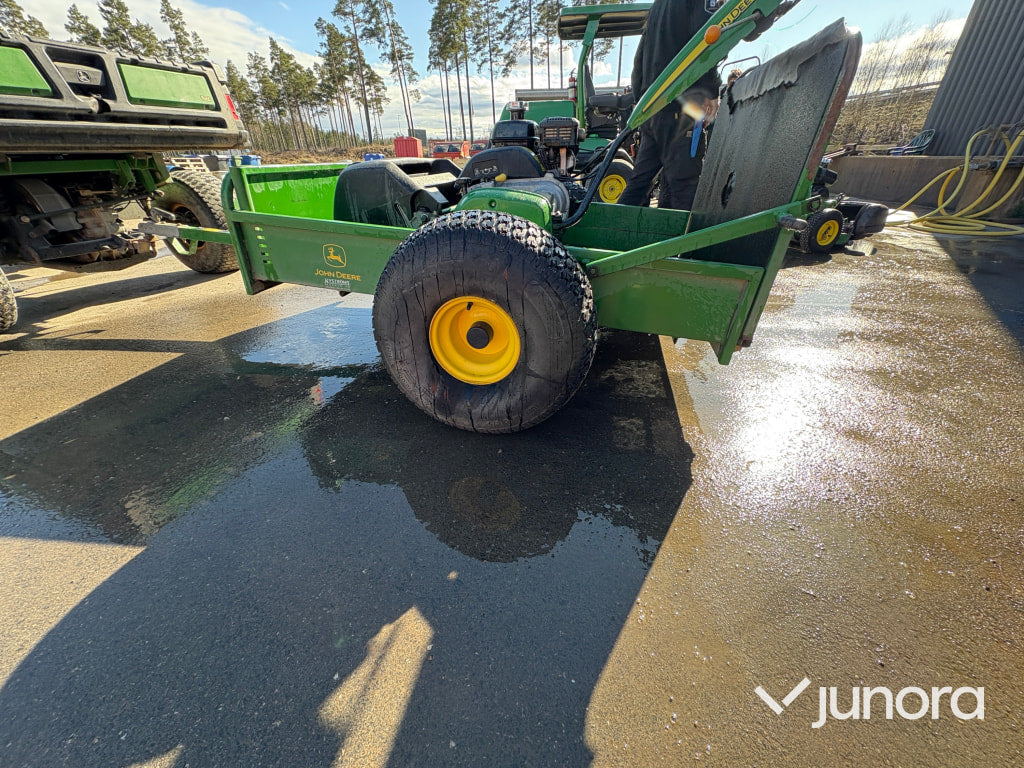John Deere 220SL PrecisionCut