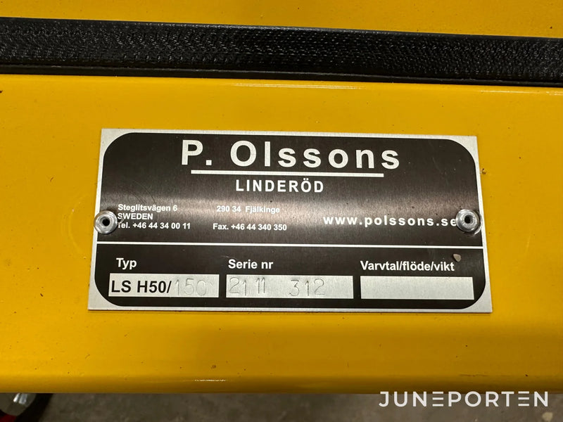 John Deere 3520 med redskap
