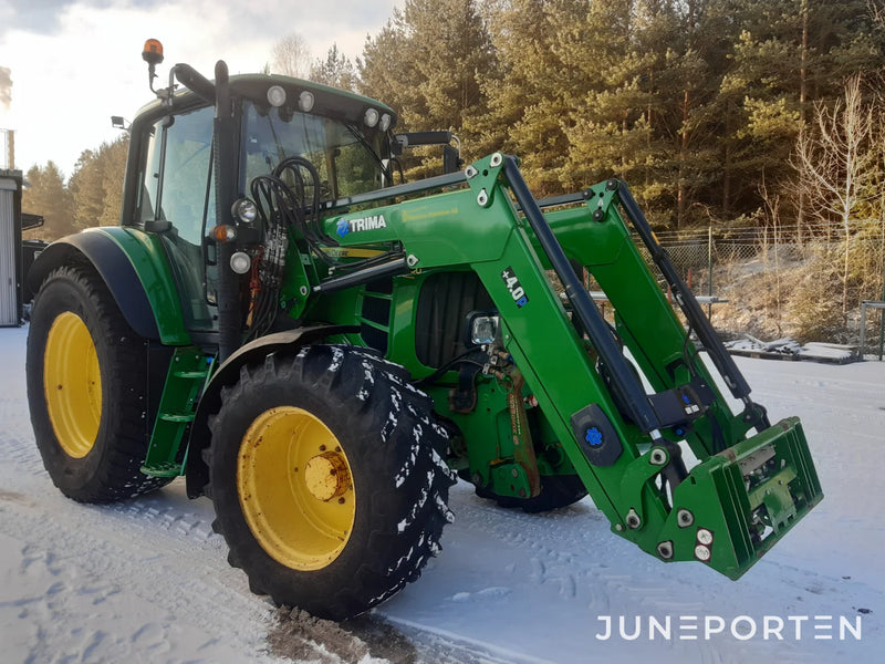 John Deere 6330 med lastare