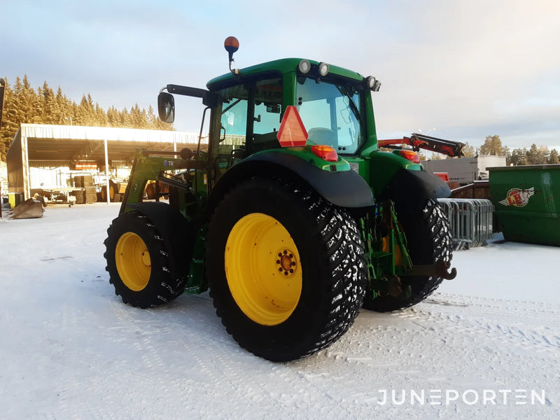 John Deere 6330 med lastare