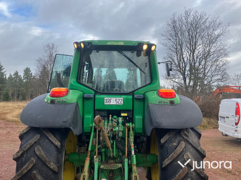 John Deere 6620 med lastare och frontlyft