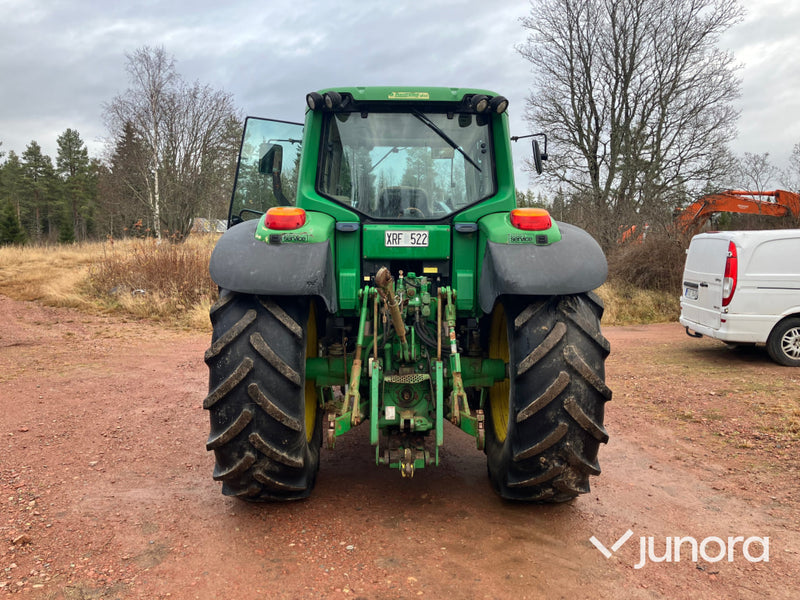 John Deere 6620 med lastare och frontlyft
