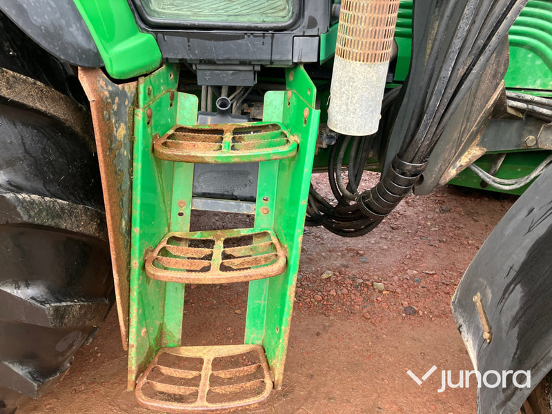 John Deere 6620 med lastare och frontlyft