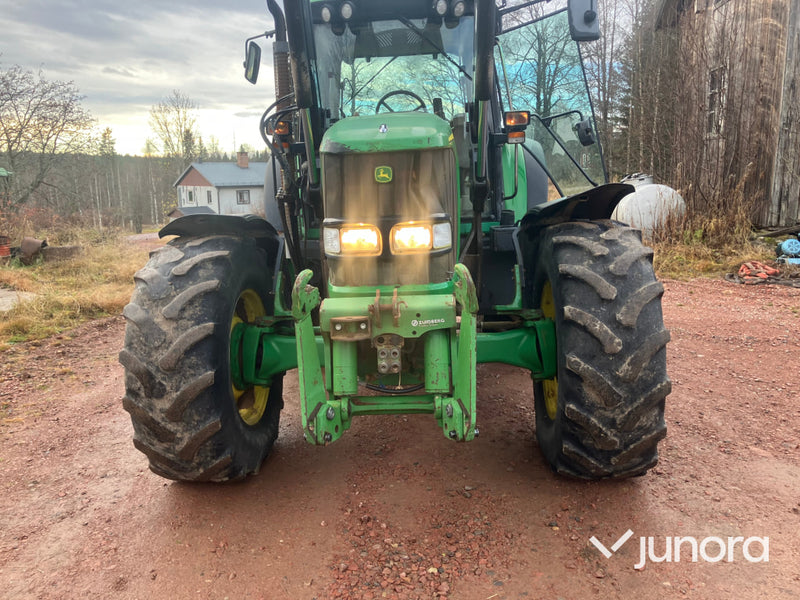 John Deere 6620 med lastare och frontlyft