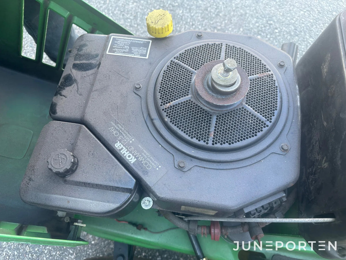 Åkgräsklippare John Deere STX 38